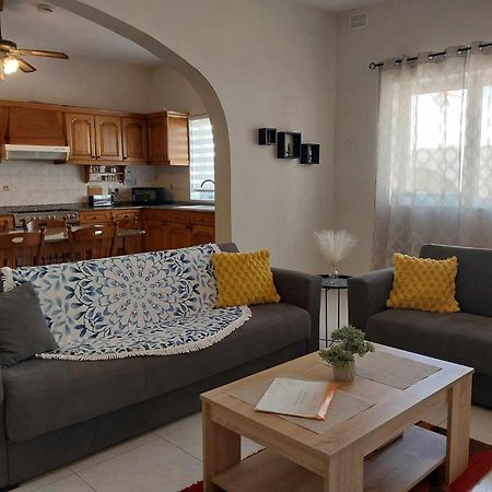Nr41 Holiday Apartment - Close To Village Centre, Promenade, Shops & Restaurants Marsaxlokk Buitenkant foto