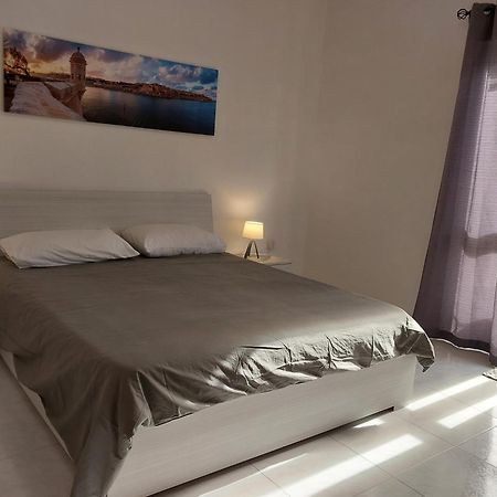 Nr41 Holiday Apartment - Close To Village Centre, Promenade, Shops & Restaurants Marsaxlokk Buitenkant foto