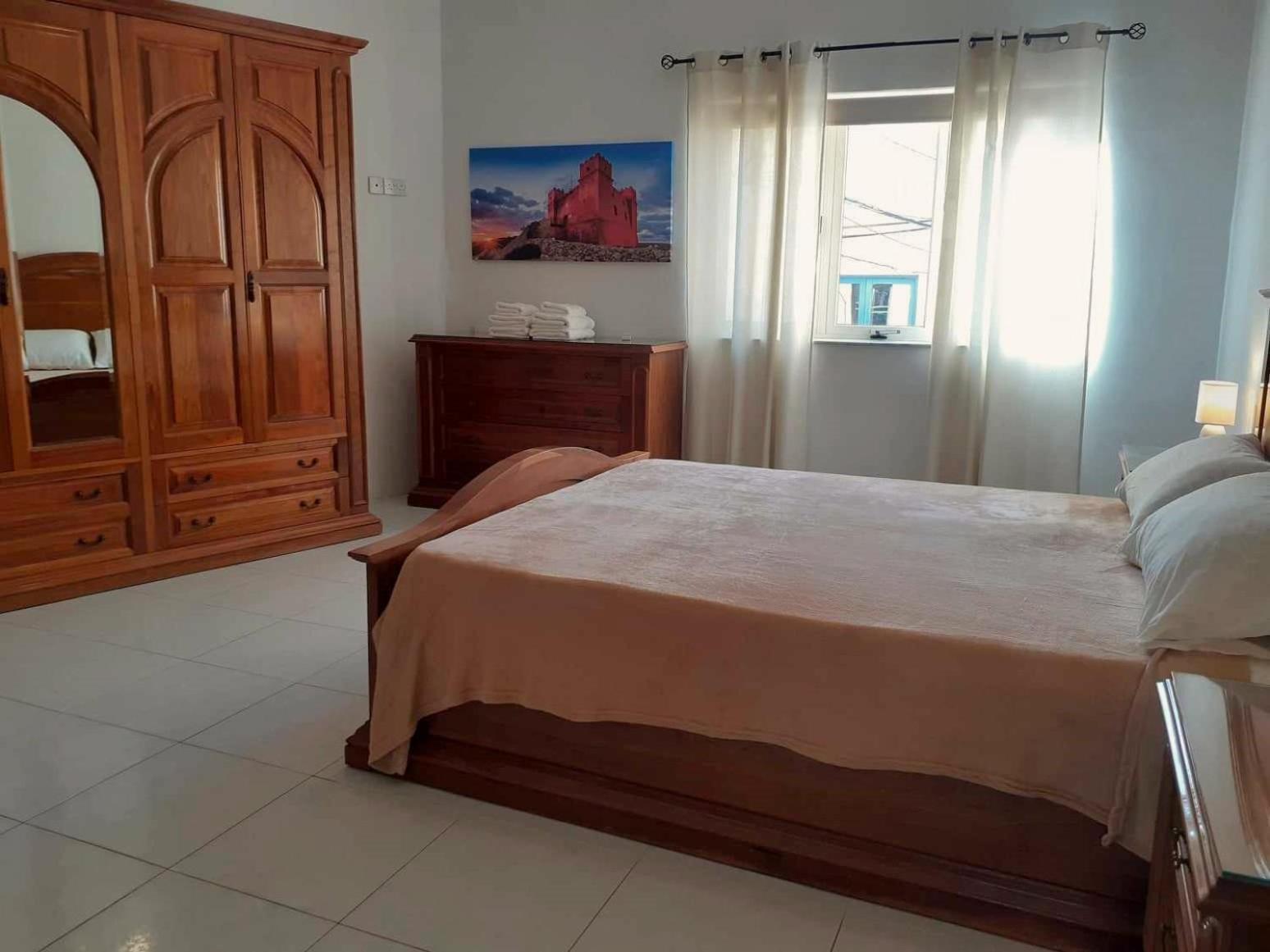 Nr41 Holiday Apartment - Close To Village Centre, Promenade, Shops & Restaurants Marsaxlokk Buitenkant foto