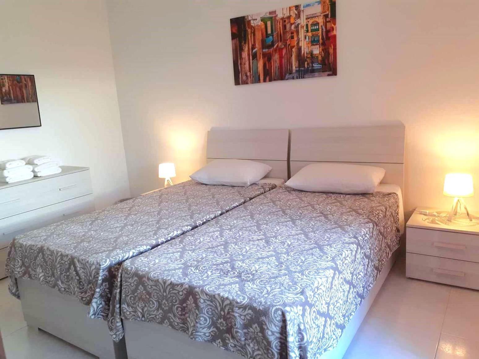 Nr41 Holiday Apartment - Close To Village Centre, Promenade, Shops & Restaurants Marsaxlokk Buitenkant foto