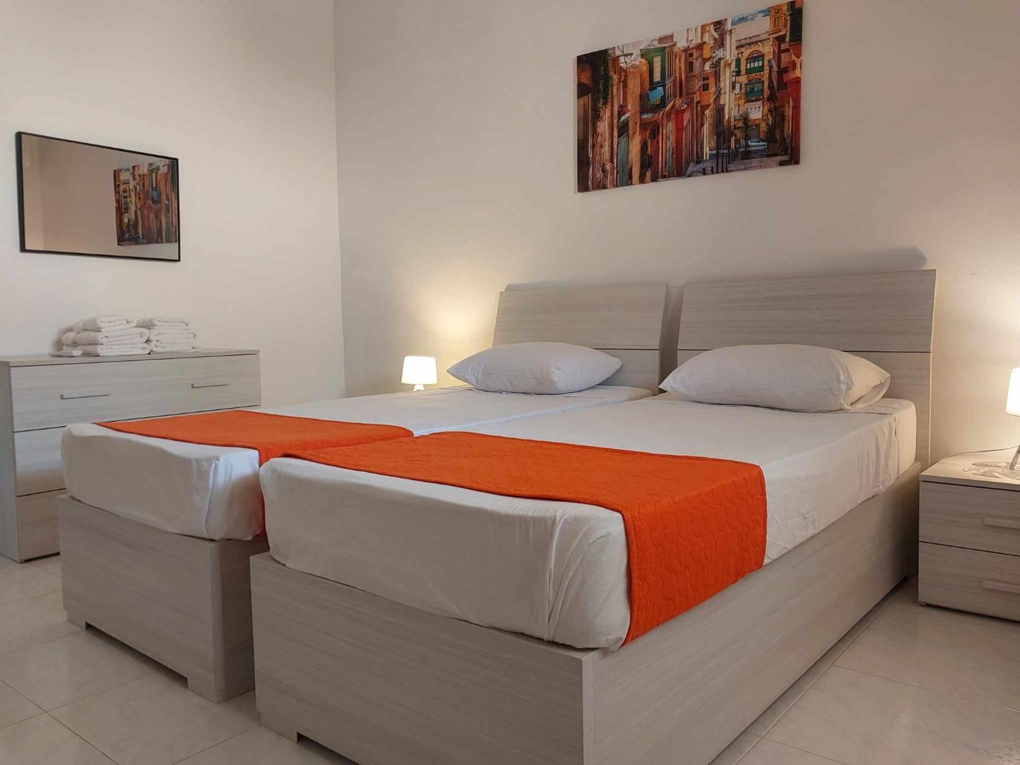 Nr41 Holiday Apartment - Close To Village Centre, Promenade, Shops & Restaurants Marsaxlokk Buitenkant foto